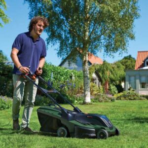 Bosch UniversalRotak 550 Lawnmower 36 cm 1300W