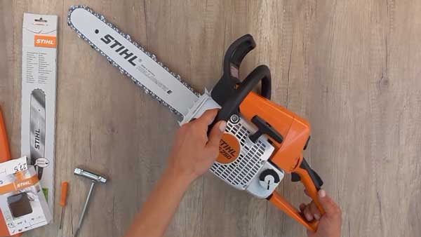 Stihl MS 250 Chainsaw